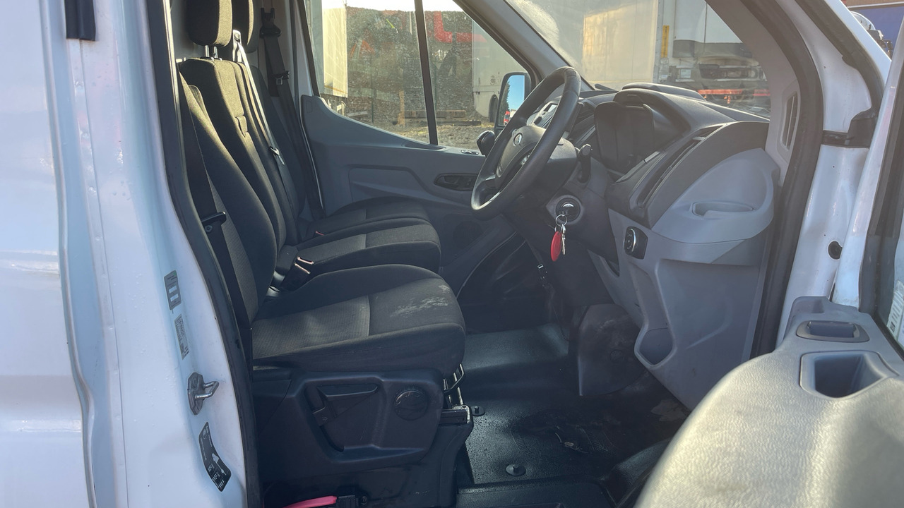 Ford Transit 350 2.2 TDCI 155PS - Furgon: zdjęcie 5 Ford Transit 350 2.2 TDCI 155PS - Furgon: zdjęcie 5