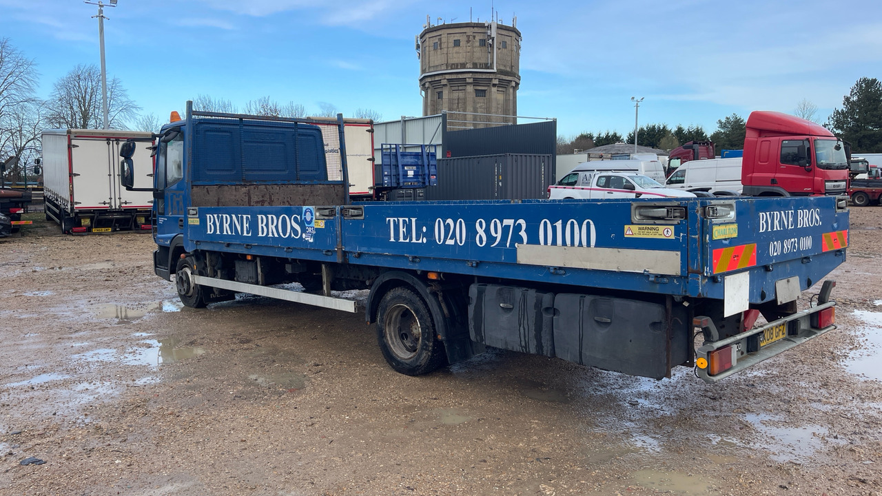 IVECO EUROCARGO 75E16 - Samochód ciężarowy skrzyniowy/ Platforma: zdjęcie 3 IVECO EUROCARGO 75E16 - Samochód ciężarowy skrzyniowy/ Platforma: zdjęcie 3