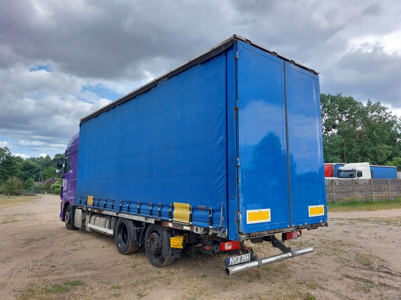 DAF XF 106 BDF JUMBO - Samochód ciężarowy plandeka: zdjęcie 4 DAF XF 106 BDF JUMBO - Samochód ciężarowy plandeka: zdjęcie 4