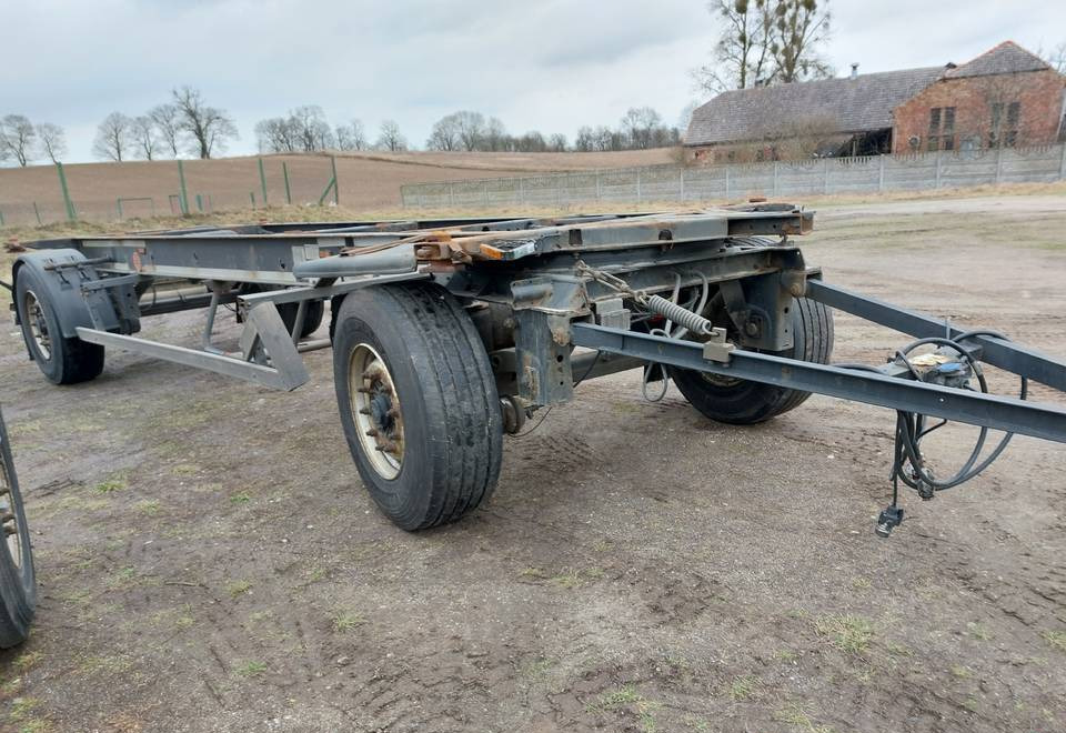 Krone BDF Laweta Rama 2015 - Przyczepa kontenerowiec/ System wymienny: zdjęcie 4 Krone BDF Laweta Rama 2015 - Przyczepa kontenerowiec/ System wymienny: zdjęcie 4