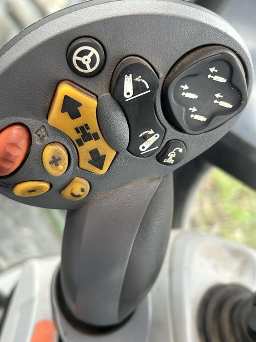 New Holland T7.210 Autcommand Tuz Wom Michelin 2720mth - Ciągnik rolniczy: zdjęcie 5 New Holland T7.210 Autcommand Tuz Wom Michelin 2720mth - Ciągnik rolniczy: zdjęcie 5