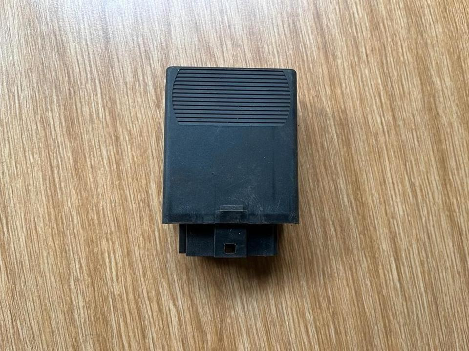 Mercedes W638 Vito Steuergerät Blinkermodul Relais 0165452332 - Części zamienne: zdjęcie 4 Mercedes W638 Vito Steuergerät Blinkermodul Relais 0165452332 - Części zamienne: zdjęcie 4