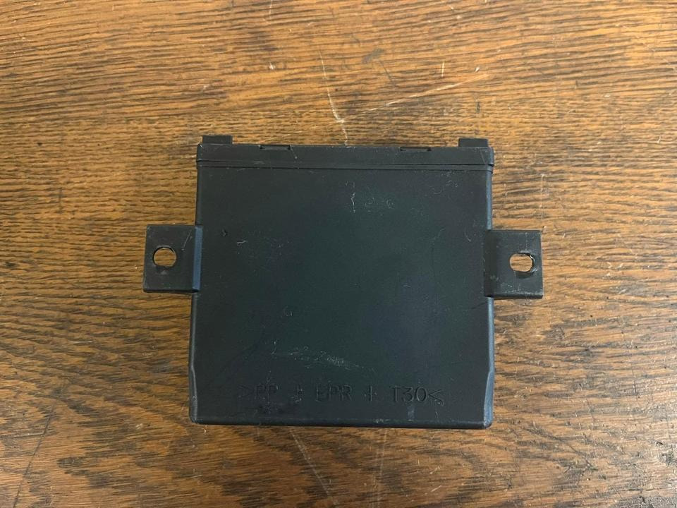 IVECO Multiplex System Cabin Module Steuergerät 41221119 - ECU: zdjęcie 5 IVECO Multiplex System Cabin Module Steuergerät 41221119 - ECU: zdjęcie 5