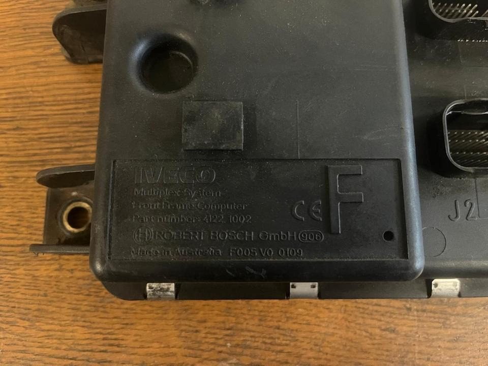 IVECO Multiplex System Rear Frame Computer Steuergerät 41221002 - ECU: zdjęcie 3 IVECO Multiplex System Rear Frame Computer Steuergerät 41221002 - ECU: zdjęcie 3