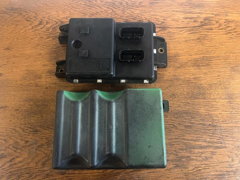 IVECO Multiplex System Rear Frame Computer Steuergerät 41221002 - ECU: zdjęcie 4 IVECO Multiplex System Rear Frame Computer Steuergerät 41221002 - ECU: zdjęcie 4