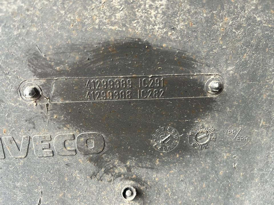 IVECO Stralis 450 Kotflügel vorne links 41299389 / 41299388 - Błotnik do Samochodów ciężarowych: zdjęcie 2 IVECO Stralis 450 Kotflügel vorne links 41299389 / 41299388 - Błotnik do Samochodów ciężarowych: zdjęcie 2