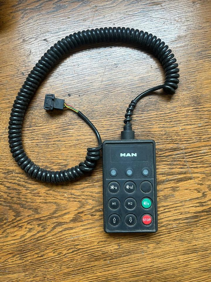 MAN WABCO Bediengerät Fernbedienung Luftfederung 4460561390 - Zawieszenie pneumatyczne do Samochodów ciężarowych: zdjęcie 1 MAN WABCO Bediengerät Fernbedienung Luftfederung 4460561390 - Zawieszenie pneumatyczne do Samochodów ciężarowych: zdjęcie 1