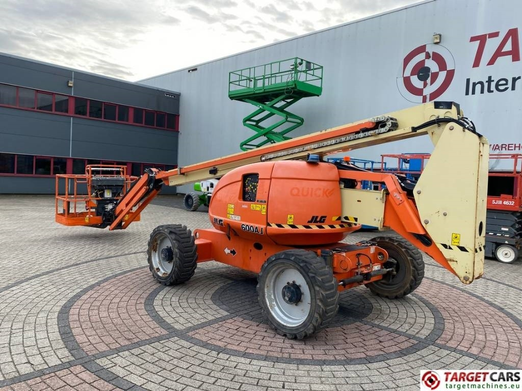 JLG 600AJ Articulated 4x4 Diesel Boom Work Lift 2047cm - Podnośnik przegubowy: zdjęcie 4 JLG 600AJ Articulated 4x4 Diesel Boom Work Lift 2047cm - Podnośnik przegubowy: zdjęcie 4