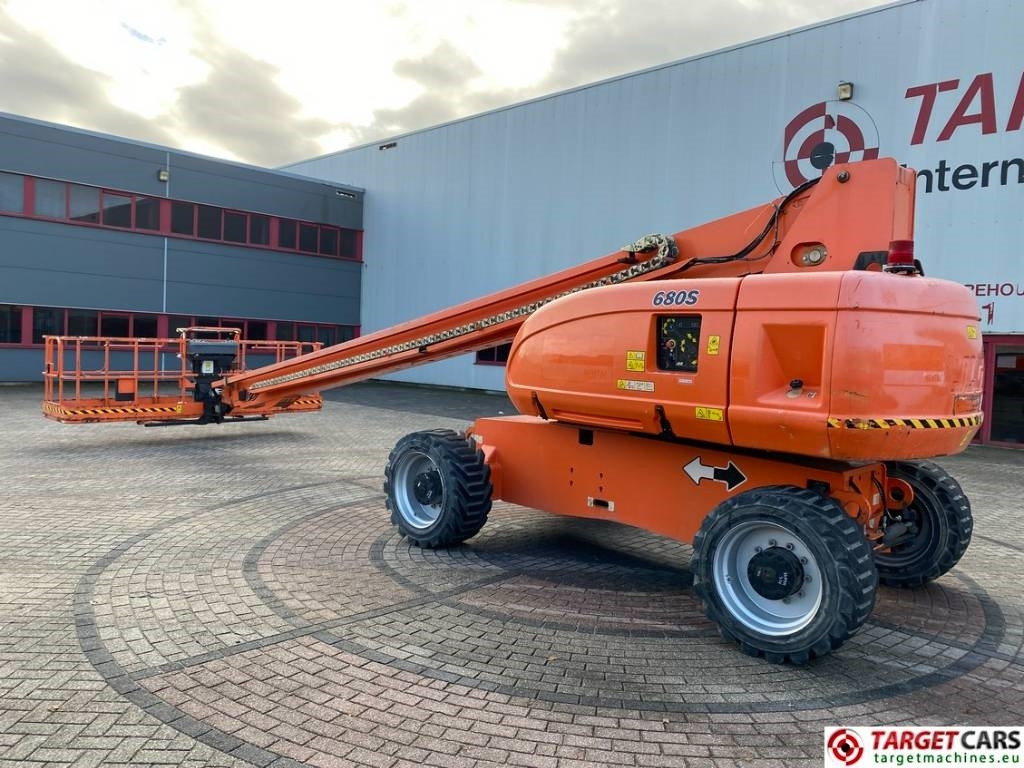 JLG 680S Telescopic 4x4 Diesel Boom Work Lift 2273cm - Podnośnik teleskopowy: zdjęcie 4 JLG 680S Telescopic 4x4 Diesel Boom Work Lift 2273cm - Podnośnik teleskopowy: zdjęcie 4
