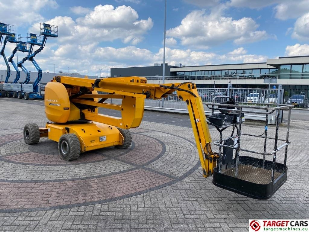 Manitou 170AETJL Electric Articulated Boom WorkLift 1690cm - Podnośnik przegubowy: zdjęcie 2 Manitou 170AETJL Electric Articulated Boom WorkLift 1690cm - Podnośnik przegubowy: zdjęcie 2