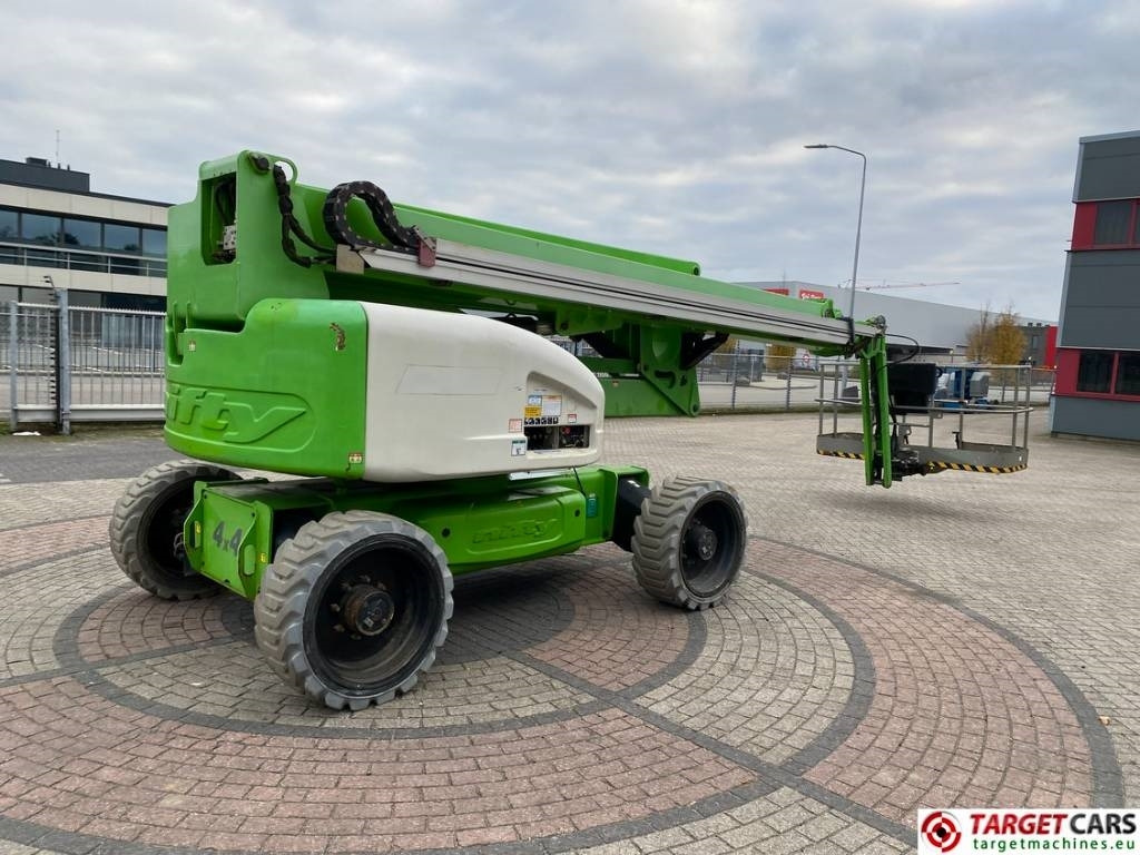 Niftylift HR28 HyBrid Articulated 4x4 Boom Work Lift 2800cm - Podnośnik przegubowy: zdjęcie 3 Niftylift HR28 HyBrid Articulated 4x4 Boom Work Lift 2800cm - Podnośnik przegubowy: zdjęcie 3