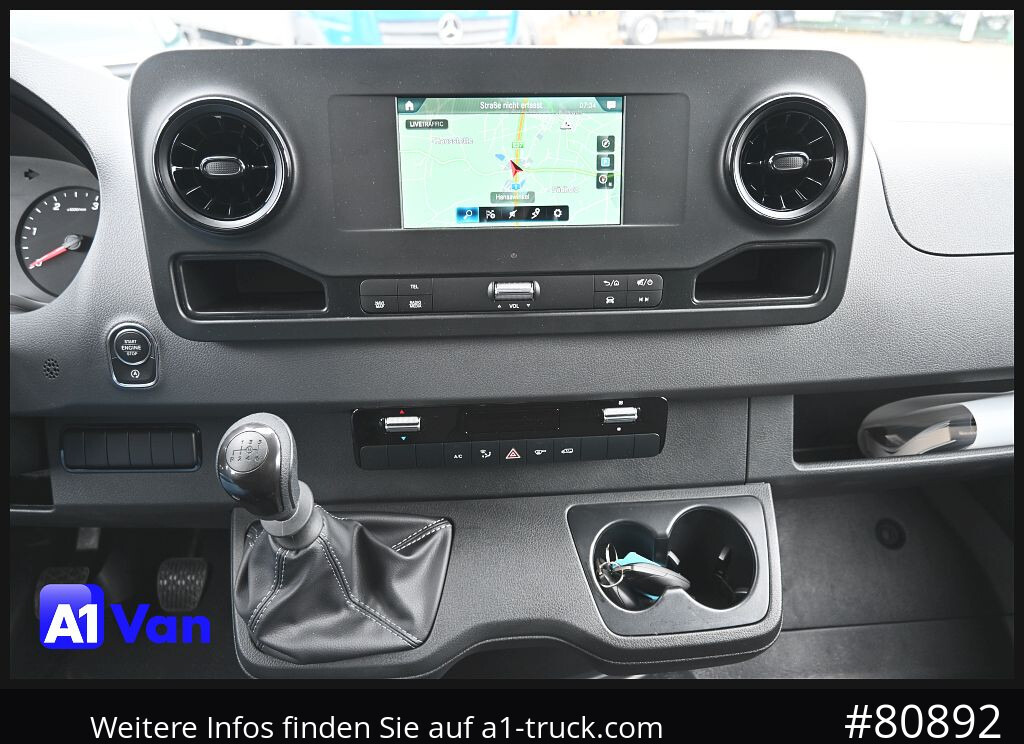 MERCEDES-BENZ Sprinter 317 CDI Fahrgestell, NEU, Klima, Tempomat, 3-Sitzer - Samochód ciężarowe pod zabudowę: zdjęcie 3 MERCEDES-BENZ Sprinter 317 CDI Fahrgestell, NEU, Klima, Tempomat, 3-Sitzer - Samochód ciężarowe pod zabudowę: zdjęcie 3