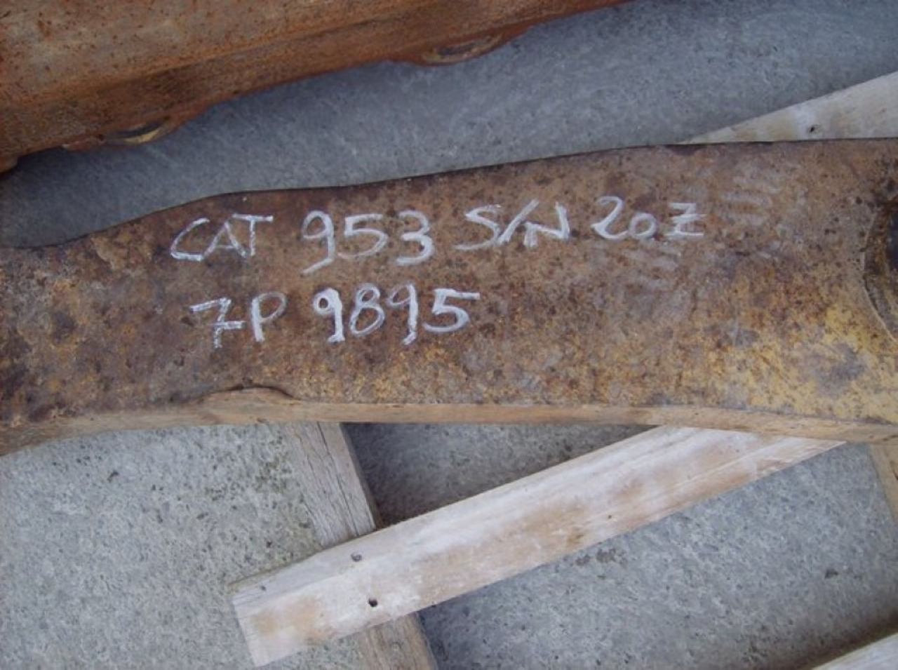 Caterpillar 953 BALESTRONE - Części podwozi gąsienicowych do Maszyn budowlanych: zdjęcie 2 Caterpillar 953 BALESTRONE - Części podwozi gąsienicowych do Maszyn budowlanych: zdjęcie 2