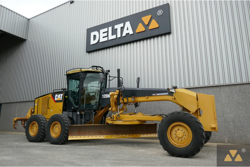 Caterpillar 120M - Równiarka: zdjęcie 3 Caterpillar 120M - Równiarka: zdjęcie 3