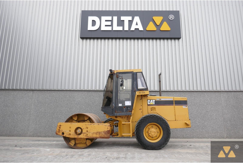 Caterpillar CS433C - Walec: zdjęcie 1 Caterpillar CS433C - Walec: zdjęcie 1