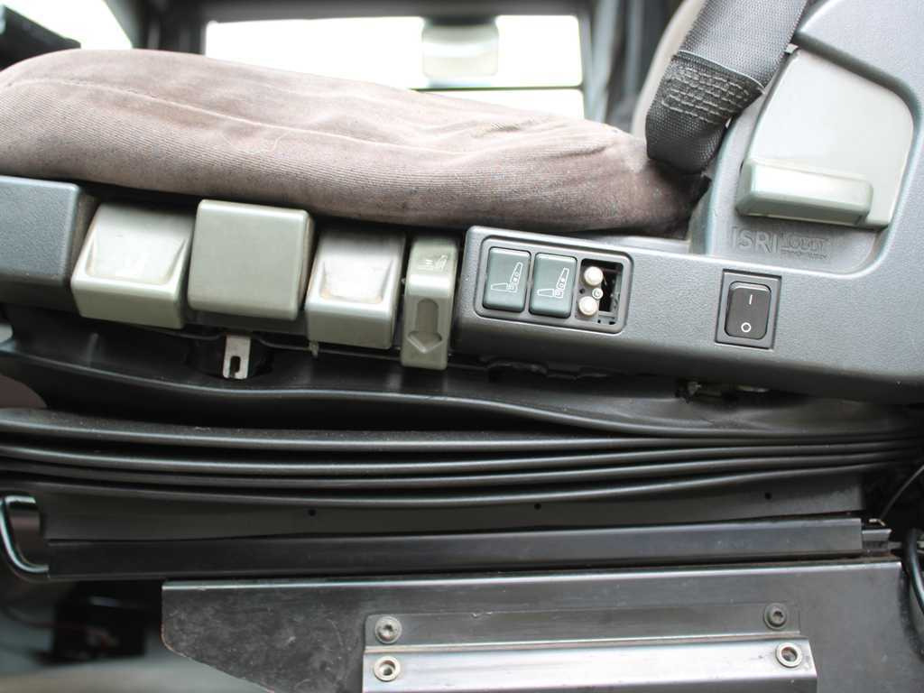 Renault MAGNUM 440.18, EURO 3 - Ciągnik siodłowy: zdjęcie 5 Renault MAGNUM 440.18, EURO 3 - Ciągnik siodłowy: zdjęcie 5