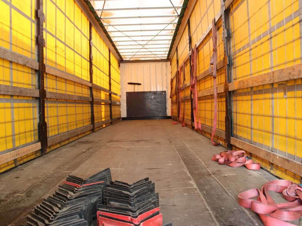 Naczepa plandeka Krone SD, LOWDECK, LIFTING AXLE, LIFTING ROOF, MULTILOCK: zdjęcie 7 Naczepa plandeka Krone SD, LOWDECK, LIFTING AXLE, LIFTING ROOF, MULTILOCK: zdjęcie 7