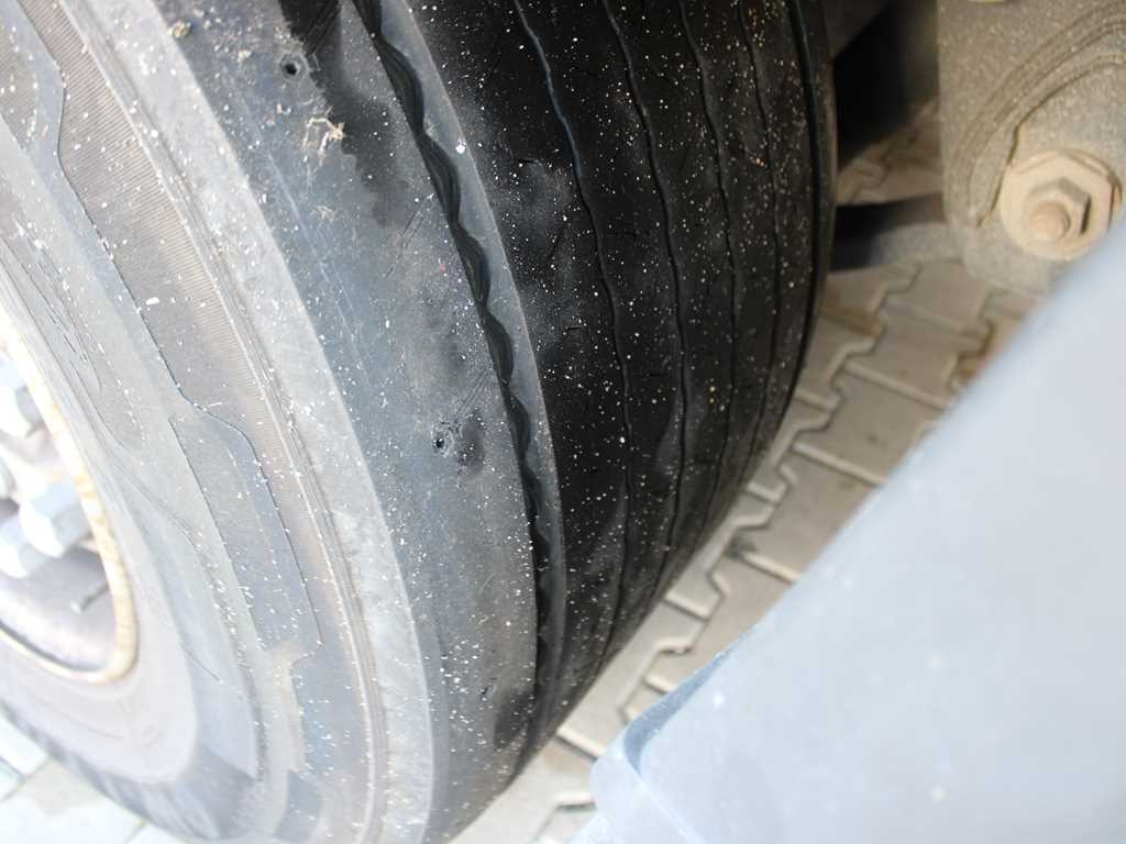 Naczepa plandeka Krone SD, LOWDECK, LIFTING AXLE, LIFTING ROOF, MULTILOCK: zdjęcie 10 Naczepa plandeka Krone SD, LOWDECK, LIFTING AXLE, LIFTING ROOF, MULTILOCK: zdjęcie 10