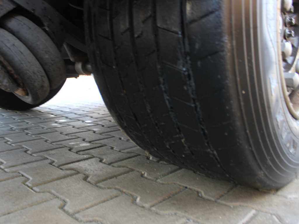 Naczepa plandeka Krone SD, LOWDECK, LIFTING AXLE, LIFTING ROOF, MULTILOCK: zdjęcie 12 Naczepa plandeka Krone SD, LOWDECK, LIFTING AXLE, LIFTING ROOF, MULTILOCK: zdjęcie 12