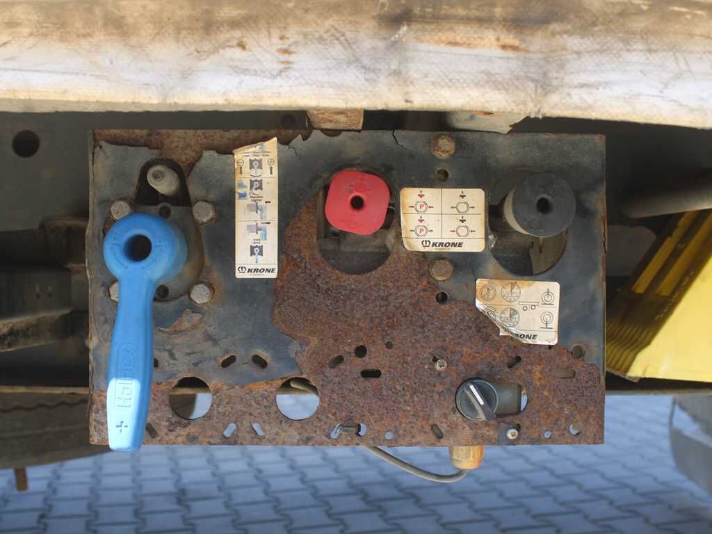 Krone SD, LOWDECK, MULTILOCK, LIFTING AXLE, LIFTING ROOF - Naczepa plandeka: zdjęcie 5 Krone SD, LOWDECK, MULTILOCK, LIFTING AXLE, LIFTING ROOF - Naczepa plandeka: zdjęcie 5