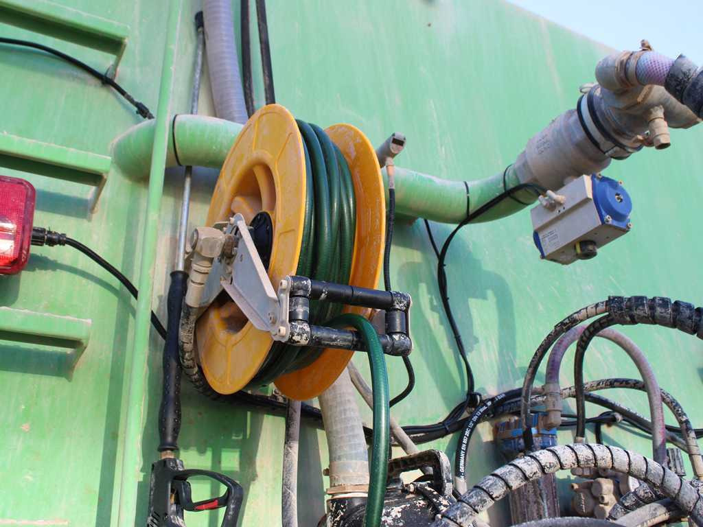 Samochód ciężarowy MAN TGS 18.480 6X6 + AMAG multimixer MFT3-19AIO + WIRTGEN WS 250: zdjęcie 10 Samochód ciężarowy MAN TGS 18.480 6X6 + AMAG multimixer MFT3-19AIO + WIRTGEN WS 250: zdjęcie 10