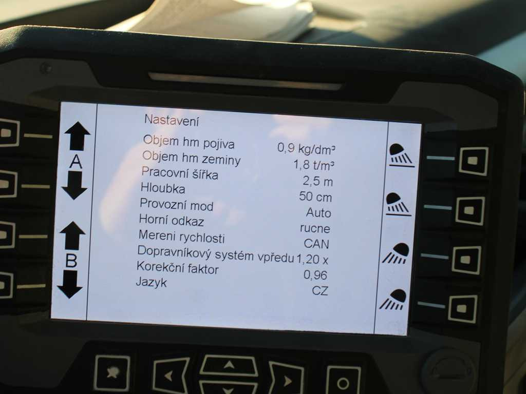 Samochód ciężarowy MAN TGS 18.480 6X6 + AMAG multimixer MFT3-19AIO + WIRTGEN WS 250: zdjęcie 15 Samochód ciężarowy MAN TGS 18.480 6X6 + AMAG multimixer MFT3-19AIO + WIRTGEN WS 250: zdjęcie 15