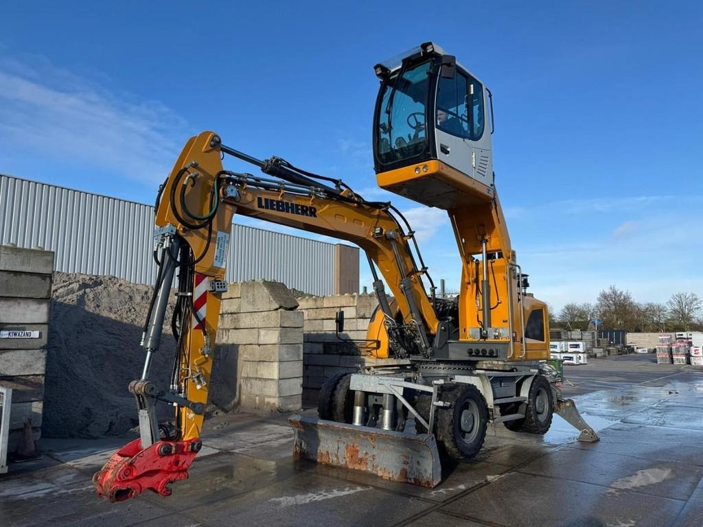 Liebherr LH 18 M - Koparka przeładunkowa: zdjęcie 2 Liebherr LH 18 M - Koparka przeładunkowa: zdjęcie 2