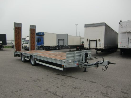 HUMBAUR HBTZ 217224 BS schräg Tandem-Tieflader Verzinkt, SAF-Achsen, - Przyczepa niskopodwoziowa: zdjęcie 3 HUMBAUR HBTZ 217224 BS schräg Tandem-Tieflader Verzinkt, SAF-Achsen, - Przyczepa niskopodwoziowa: zdjęcie 3