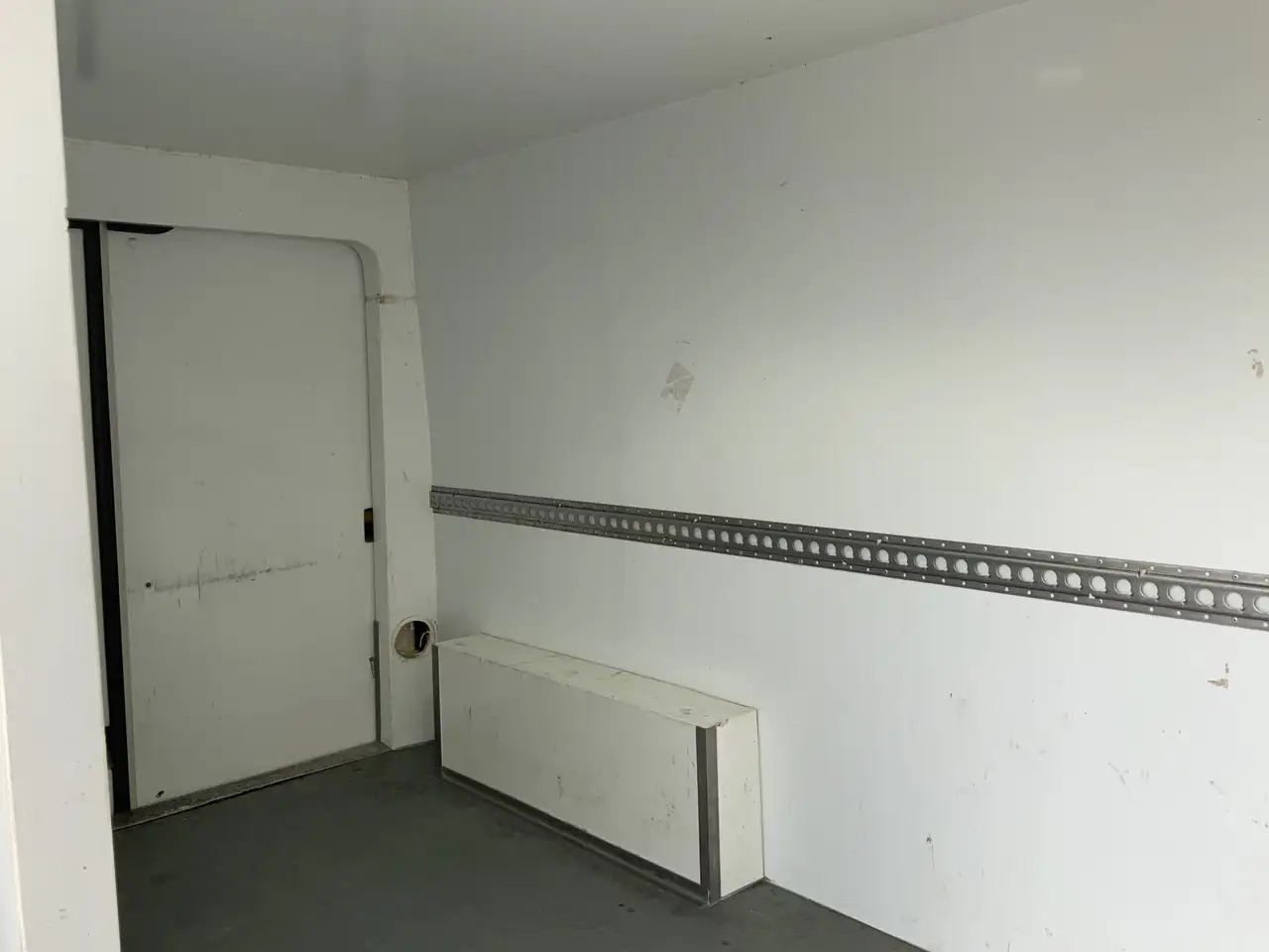 Ford Transit 350 2.0 TDCI L3H2 Trend Koelauto & Vries Automaat - Samochód dostawczy chłodnia: zdjęcie 5 Ford Transit 350 2.0 TDCI L3H2 Trend Koelauto & Vries Automaat - Samochód dostawczy chłodnia: zdjęcie 5