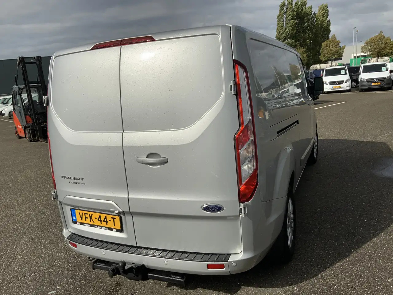 Ford Transit Custom 300 2.0 TDCI (MOTOR DEFECT!!) L2H2 Airco Navi 3 Zi - Furgon: zdjęcie 5 Ford Transit Custom 300 2.0 TDCI (MOTOR DEFECT!!) L2H2 Airco Navi 3 Zi - Furgon: zdjęcie 5