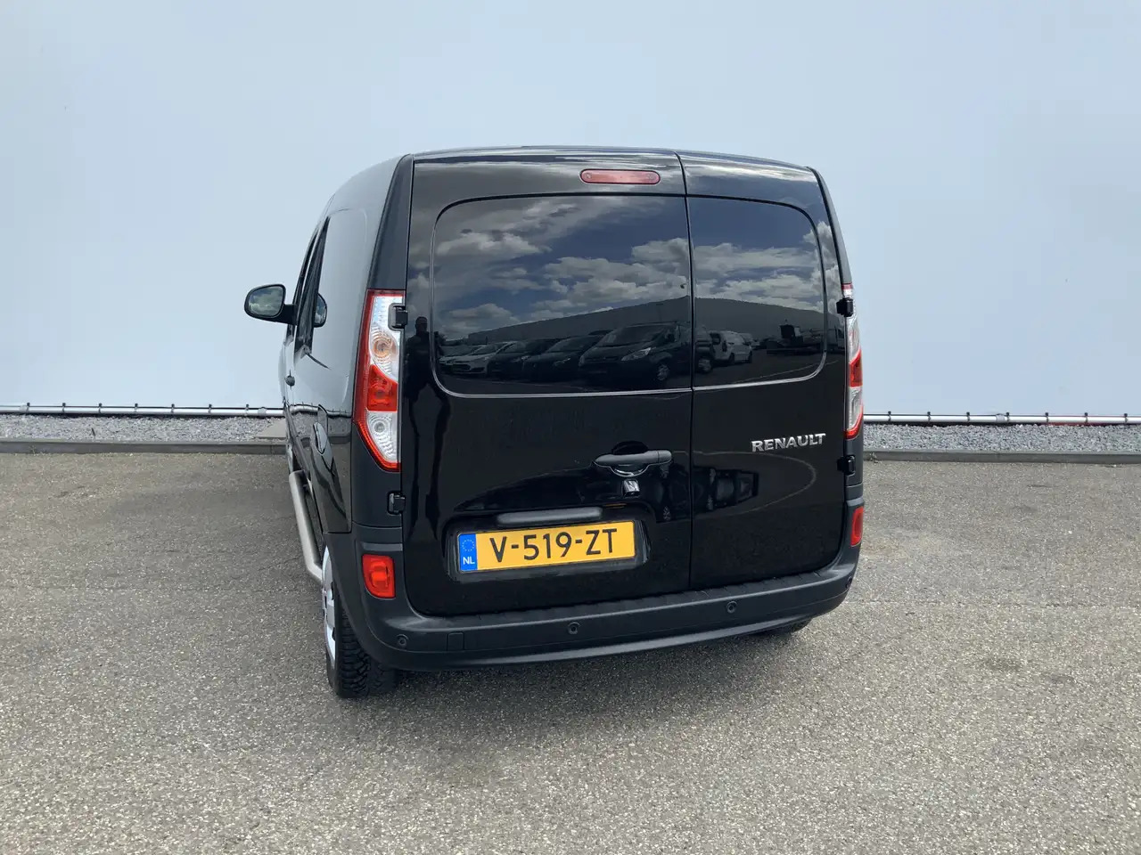 Renault Kangoo 1.5 dCi 90 Energy Comfort Plus .Sortimo Kasten Com - Mały samochód dostawczy, Komunalne/ Specjalistyczne: zdjęcie 2 Renault Kangoo 1.5 dCi 90 Energy Comfort Plus .Sortimo Kasten Com - Mały samochód dostawczy, Komunalne/ Specjalistyczne: zdjęcie 2