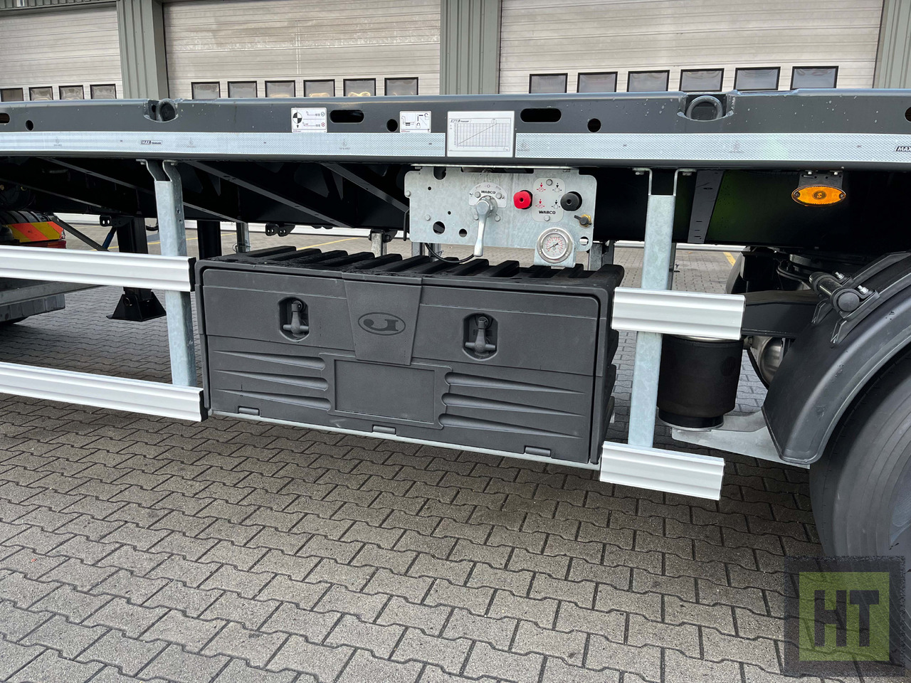 Faymonville MAX Trailer 3-Achs-Tele-Plateau zwangsgelenkt - Naczepa platforma/ Burtowa: zdjęcie 3 Faymonville MAX Trailer 3-Achs-Tele-Plateau zwangsgelenkt - Naczepa platforma/ Burtowa: zdjęcie 3