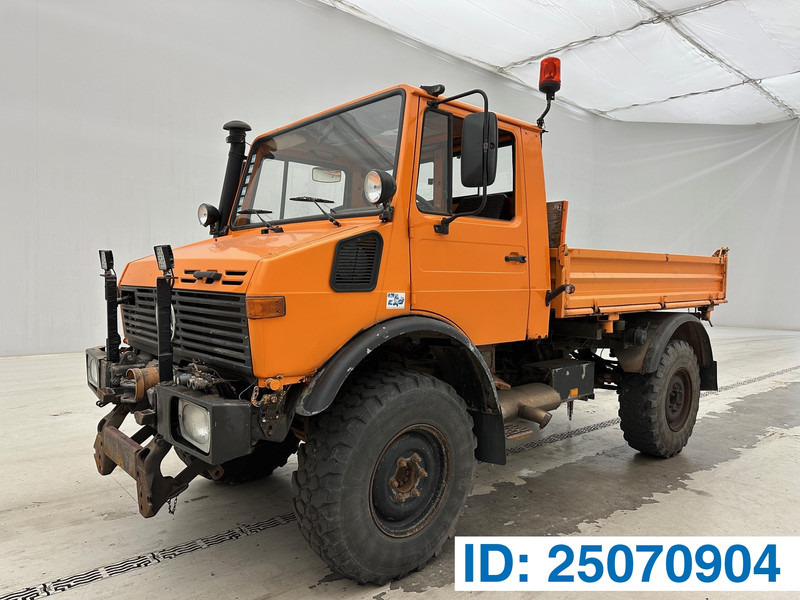 Mercedes-Benz Unimog U427 - 4x4 - Wywrotka: zdjęcie 1 Mercedes-Benz Unimog U427 - 4x4 - Wywrotka: zdjęcie 1