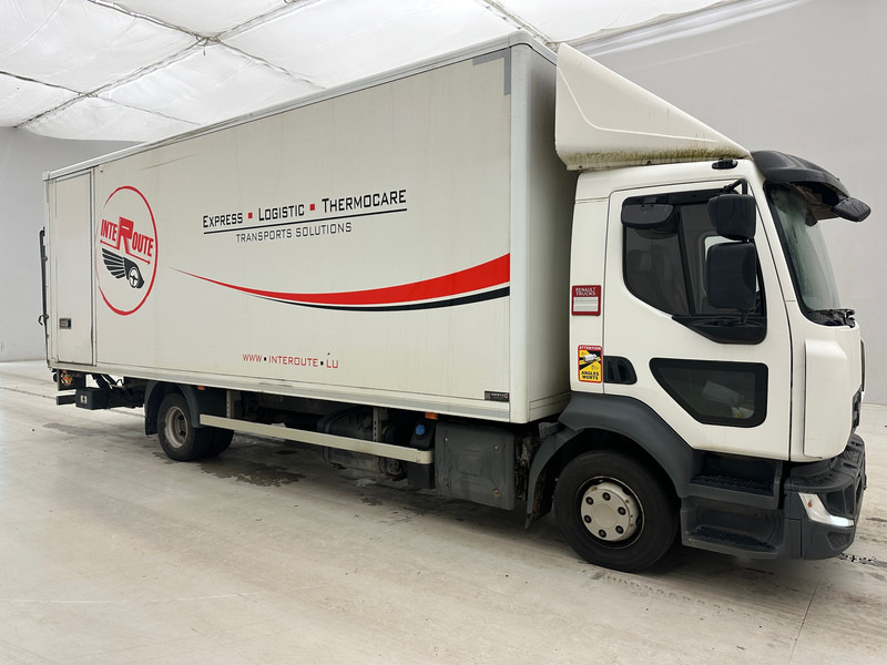 Renault D12 - Samochód ciężarowy furgon: zdjęcie 4 Renault D12 - Samochód ciężarowy furgon: zdjęcie 4