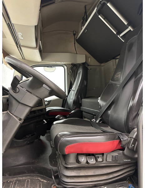 Samochód ciężarowy skrzyniowy/ Platforma Volvo FH 500 Globetrotter combi: zdjęcie 12 Samochód ciężarowy skrzyniowy/ Platforma Volvo FH 500 Globetrotter combi: zdjęcie 12