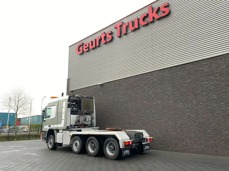 Mercedes-Benz Actros 4360 V8 8X6 V8 SLT TITAN HEAVY DUTY TRACTOR 250 TON - Ciągnik siodłowy: zdjęcie 3 Mercedes-Benz Actros 4360 V8 8X6 V8 SLT TITAN HEAVY DUTY TRACTOR 250 TON - Ciągnik siodłowy: zdjęcie 3