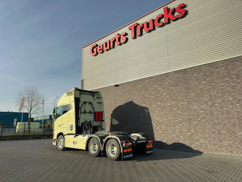 Volvo FH 16.750 6X4 XXL CABINE TREKKER/SZM/TRACTOR - Ciągnik siodłowy: zdjęcie 3 Volvo FH 16.750 6X4 XXL CABINE TREKKER/SZM/TRACTOR - Ciągnik siodłowy: zdjęcie 3