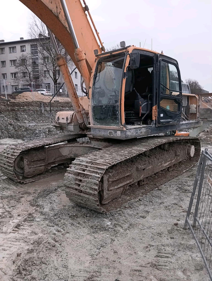 Hyundai R 300 - Koparka gąsienicowa: zdjęcie 1 Hyundai R 300 - Koparka gąsienicowa: zdjęcie 1