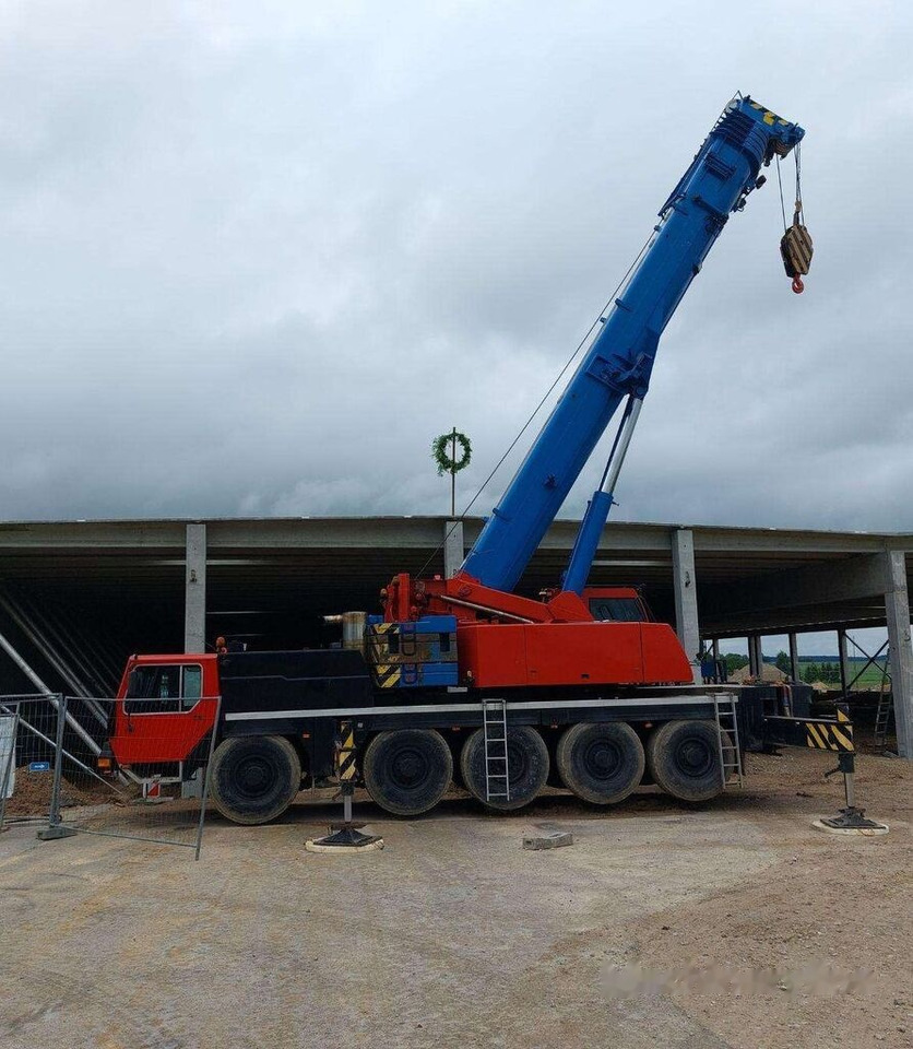 Liebherr LTM 1100 5.2 - Dźwig samojezdny: zdjęcie 1 Liebherr LTM 1100 5.2 - Dźwig samojezdny: zdjęcie 1