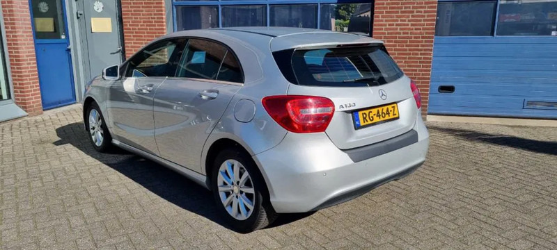 Mercedes-Benz A-Klasse 180 automaat.. 180 automaat - Hatchback: zdjęcie 2 Mercedes-Benz A-Klasse 180 automaat.. 180 automaat - Hatchback: zdjęcie 2