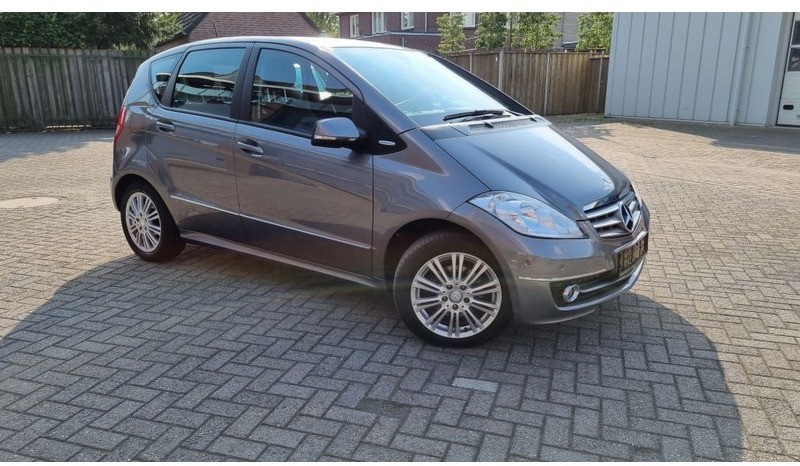 Mercedes-Benz A-Klasse A160 Automaat Elegance.airco.trekhaak. - Hatchback: zdjęcie 5 Mercedes-Benz A-Klasse A160 Automaat Elegance.airco.trekhaak. - Hatchback: zdjęcie 5