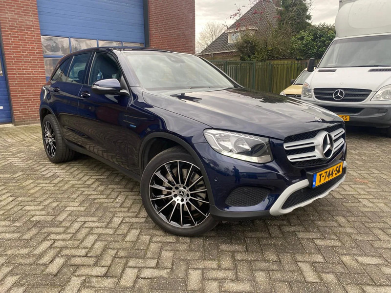 Mercedes-Benz GLC. 4 matic. 350E benzine /Hybrid - SUV: zdjęcie 1 Mercedes-Benz GLC. 4 matic. 350E benzine /Hybrid - SUV: zdjęcie 1