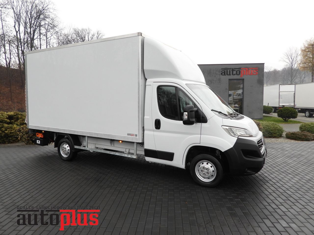 FIAT DUCATO BOX LIFT 8 PALLETS CRUISE CONTROL NAVIGATION LED LIGHTS AIR CONDITIONING 130HP - Dostawczy kontener: zdjęcie 1 FIAT DUCATO BOX LIFT 8 PALLETS CRUISE CONTROL NAVIGATION LED LIGHTS AIR CONDITIONING 130HP - Dostawczy kontener: zdjęcie 1