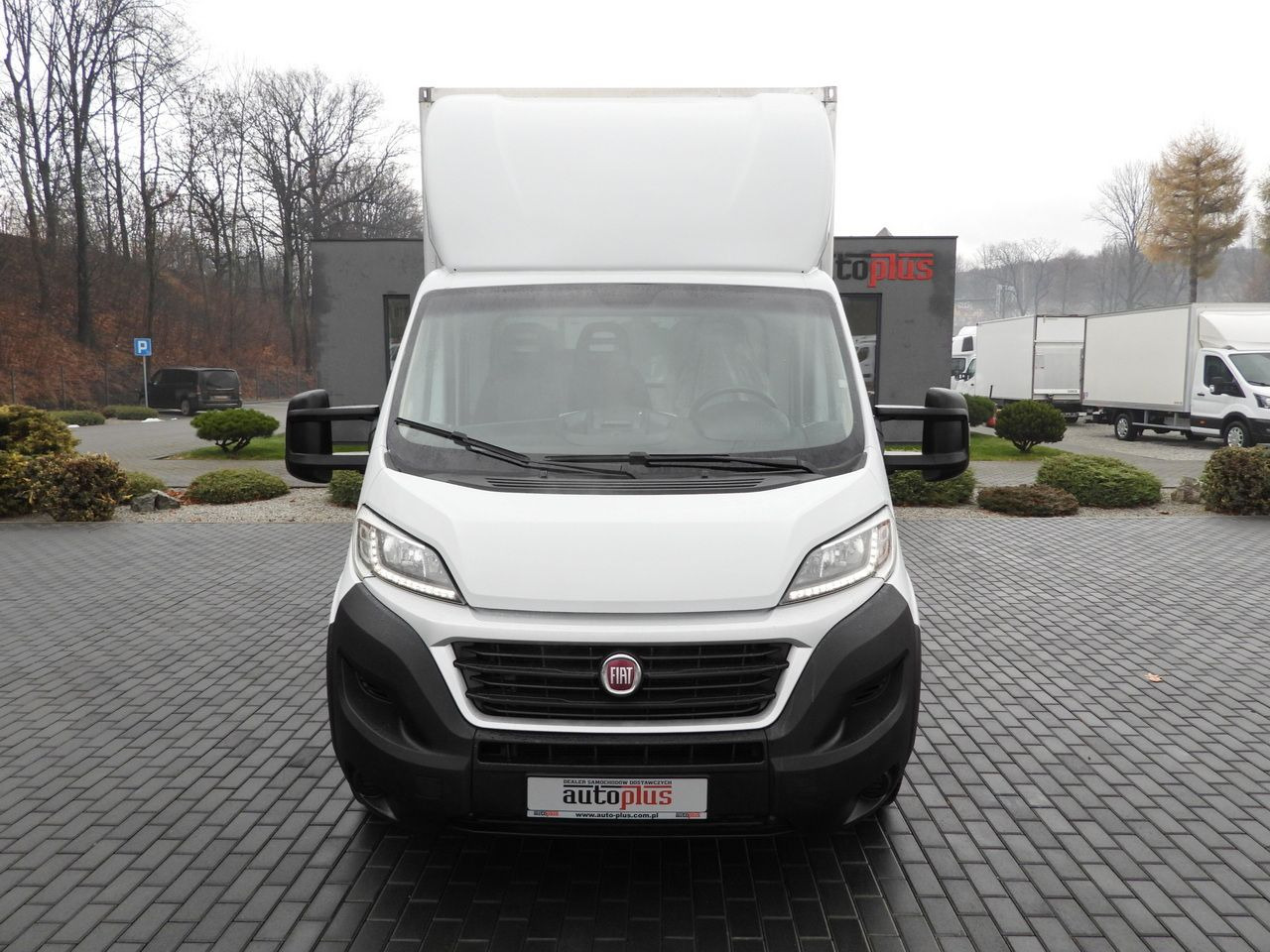 FIAT DUCATO BOX LIFT 8 PALLETS CRUISE CONTROL NAVIGATION LED LIGHTS AIR CONDITIONING 130HP - Dostawczy kontener: zdjęcie 5 FIAT DUCATO BOX LIFT 8 PALLETS CRUISE CONTROL NAVIGATION LED LIGHTS AIR CONDITIONING 130HP - Dostawczy kontener: zdjęcie 5