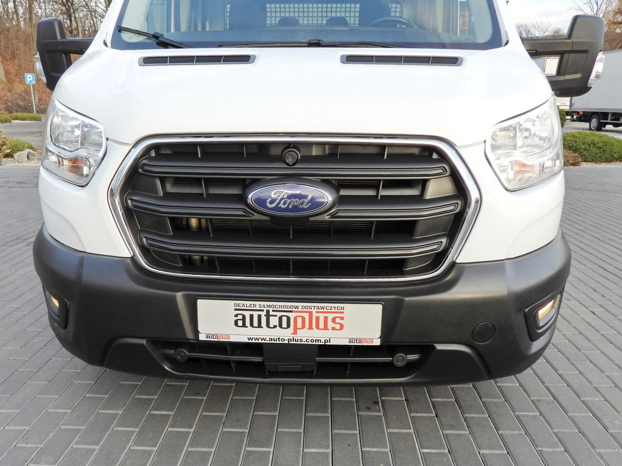 Samochód dostawczy doka FORD TRANSIT 4x4 STAKE BODY DOUBLE CABIN DOKA 6 SEATS CRUISE CONTROL LED LIGHTS AIR CONDITIONING 170HP: zdjęcie 15 Samochód dostawczy doka FORD TRANSIT 4x4 STAKE BODY DOUBLE CABIN DOKA 6 SEATS CRUISE CONTROL LED LIGHTS AIR CONDITIONING 170HP: zdjęcie 15