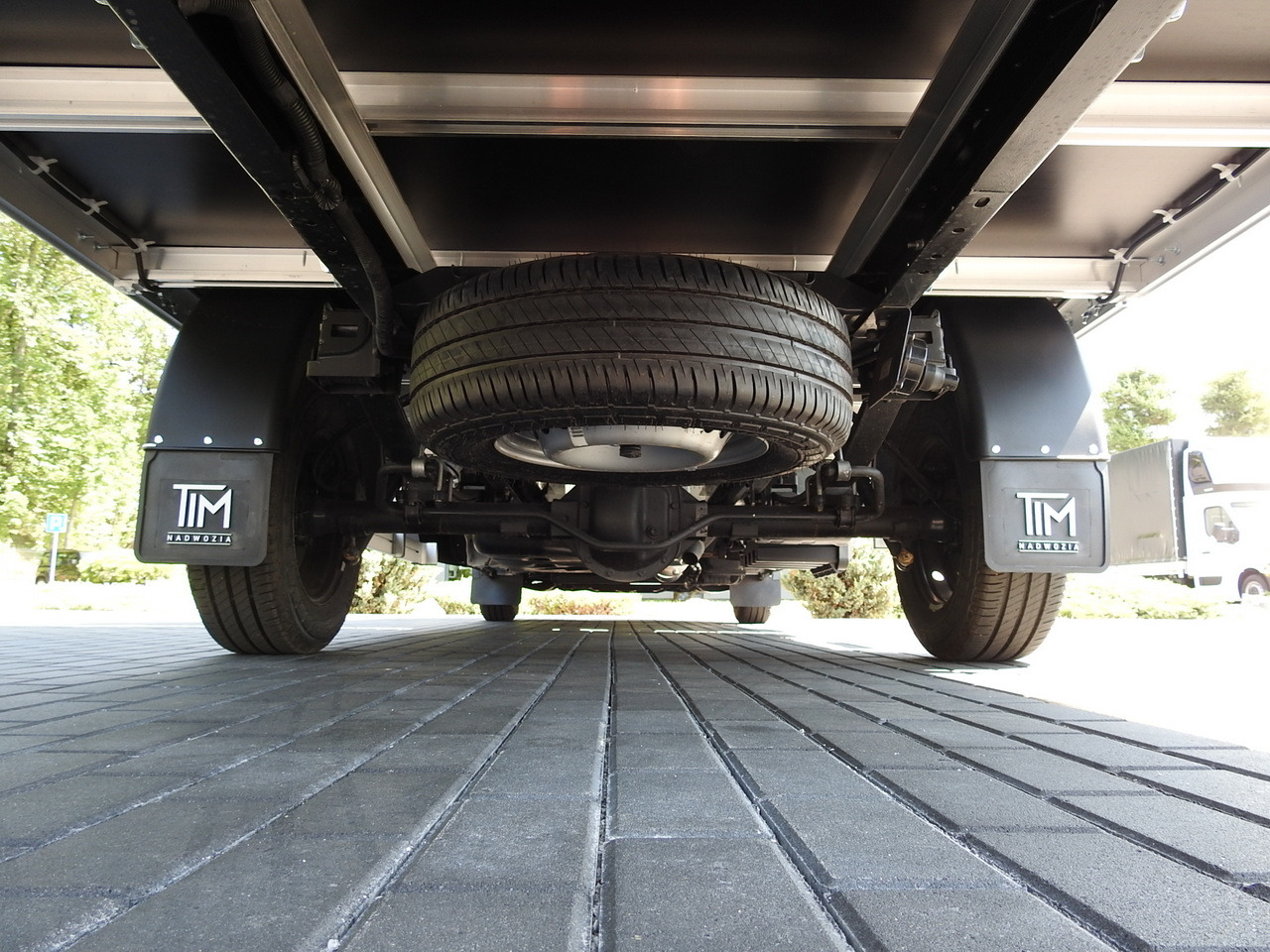 Nowy Samochód dostawczy plandeka IVECO DAILY 35S18 NEW TARPAULIN 8 PALLETS CRUISE CONTROL NAVIGATION LED LIGHTS AUTOMATIC TRANSMISSION HI-MATIC MANUFACTURERS WARRANTY 180HP: zdjęcie 17 Nowy Samochód dostawczy plandeka IVECO DAILY 35S18 NEW TARPAULIN 8 PALLETS CRUISE CONTROL NAVIGATION LED LIGHTS AUTOMATIC TRANSMISSION HI-MATIC MANUFACTURERS WARRANTY 180HP: zdjęcie 17