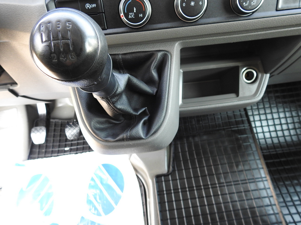 Samochód dostawczy plandeka MAN TGE TARPAULIN 10 PALLETS AIR CONDITIONING  180HP: zdjęcie 41