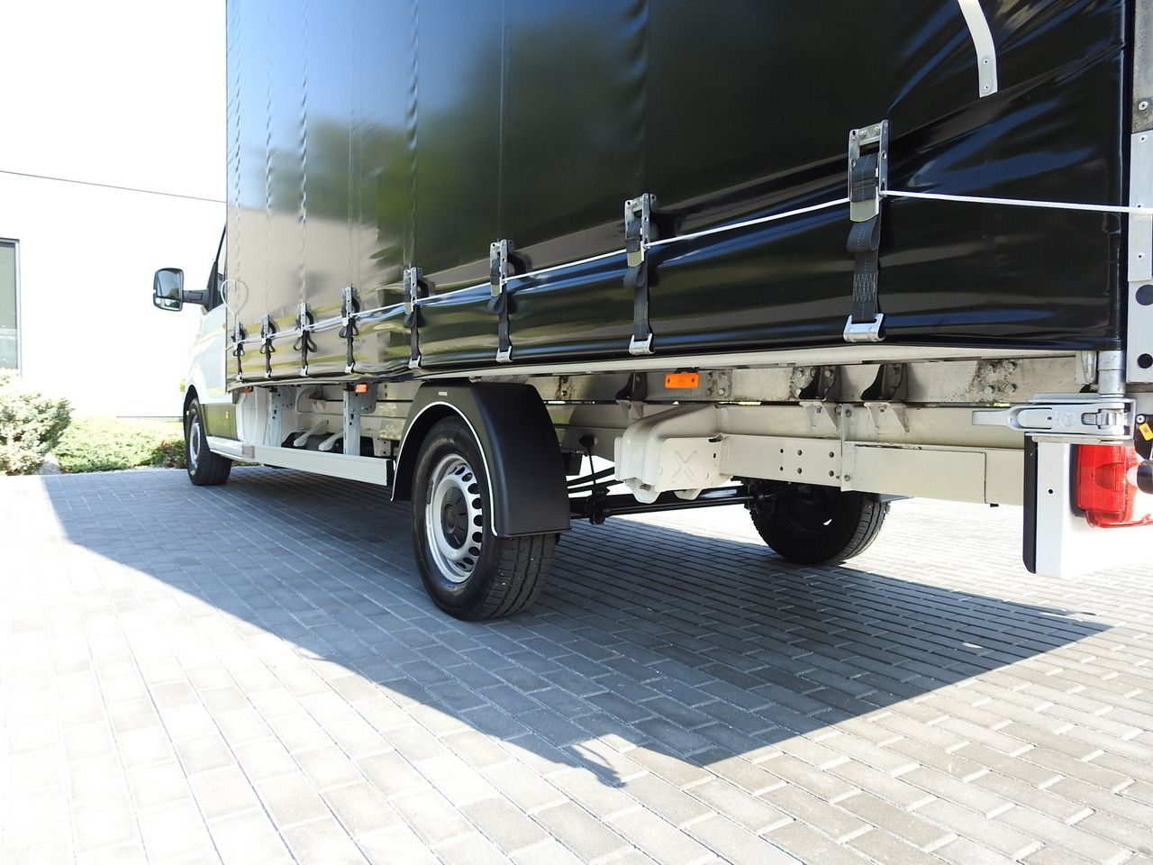 Samochód dostawczy plandeka MAN TGE TARPAULIN 10 PALLETS AIR CONDITIONING  180HP: zdjęcie 16