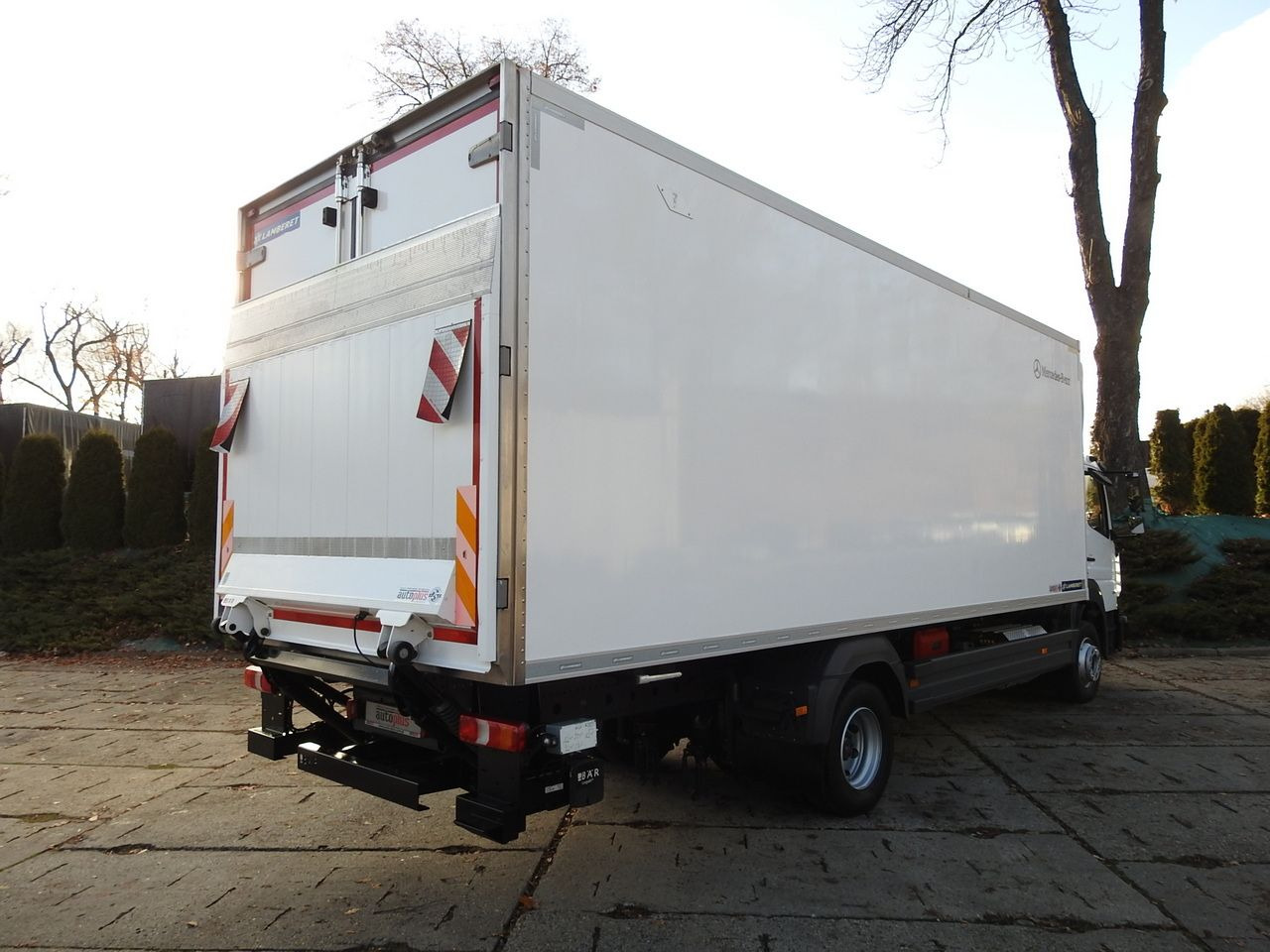 MERCEDES ATEGO 12.24 REGRIGERATOR BOX -10*C LIFT 16 PALLETS HEATING FUNCTION WEBASTO CRUISE CONTROL PNEUMATICS AIR CONDITIONING 240HP - Samochód ciężarowy chłodnia: zdjęcie 3 MERCEDES ATEGO 12.24 REGRIGERATOR BOX -10*C LIFT 16 PALLETS HEATING FUNCTION WEBASTO CRUISE CONTROL PNEUMATICS AIR CONDITIONING 240HP - Samochód ciężarowy chłodnia: zdjęcie 3