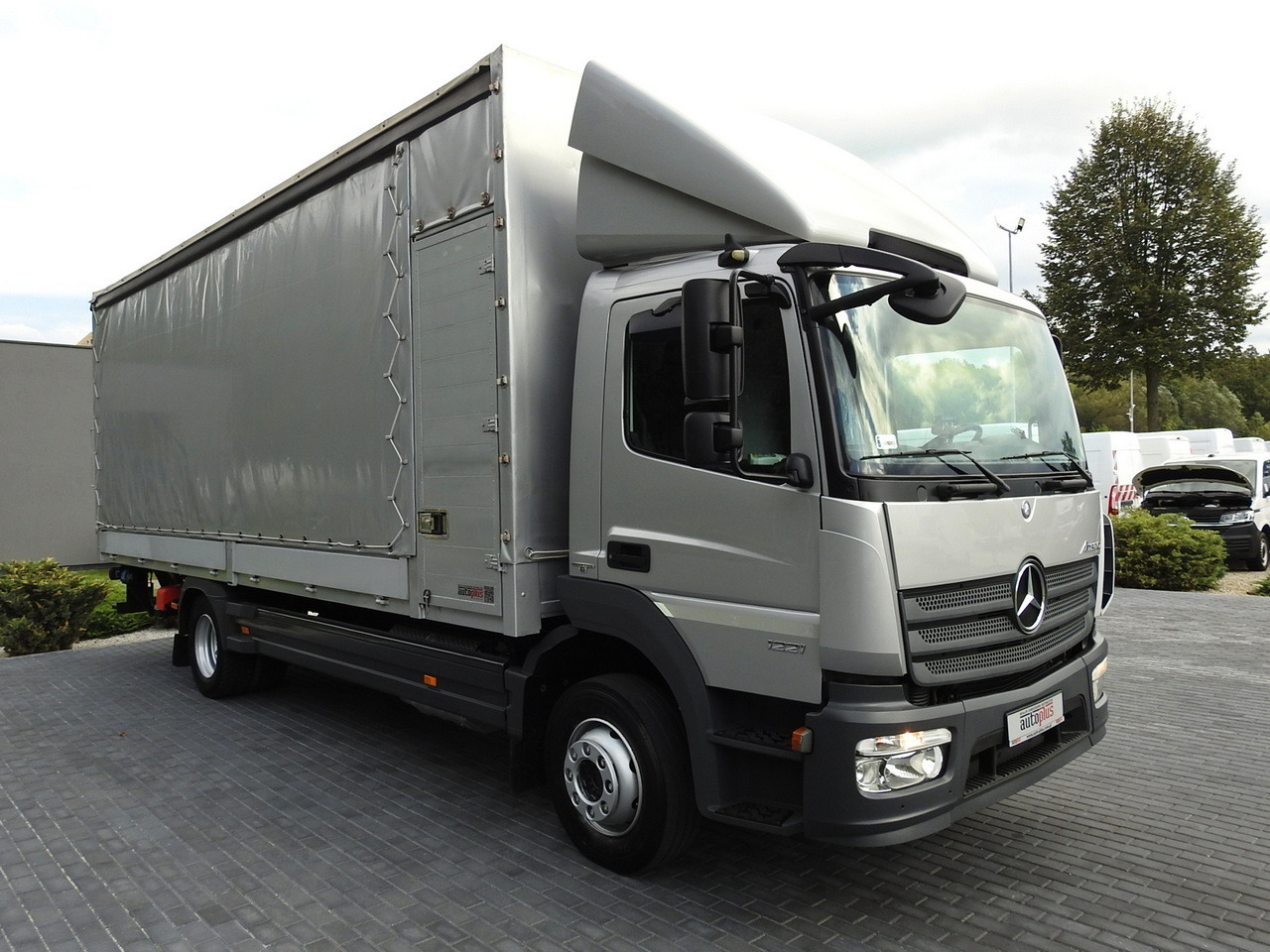 MERCEDES ATEGO 1221 TARPAULIN LIFT 16 PALLETS WEBASTO AIR CONDITIONING PNEUMATICS TWIN WHEELS 230HP - Samochód ciężarowy plandeka: zdjęcie 4 MERCEDES ATEGO 1221 TARPAULIN LIFT 16 PALLETS WEBASTO AIR CONDITIONING PNEUMATICS TWIN WHEELS 230HP - Samochód ciężarowy plandeka: zdjęcie 4